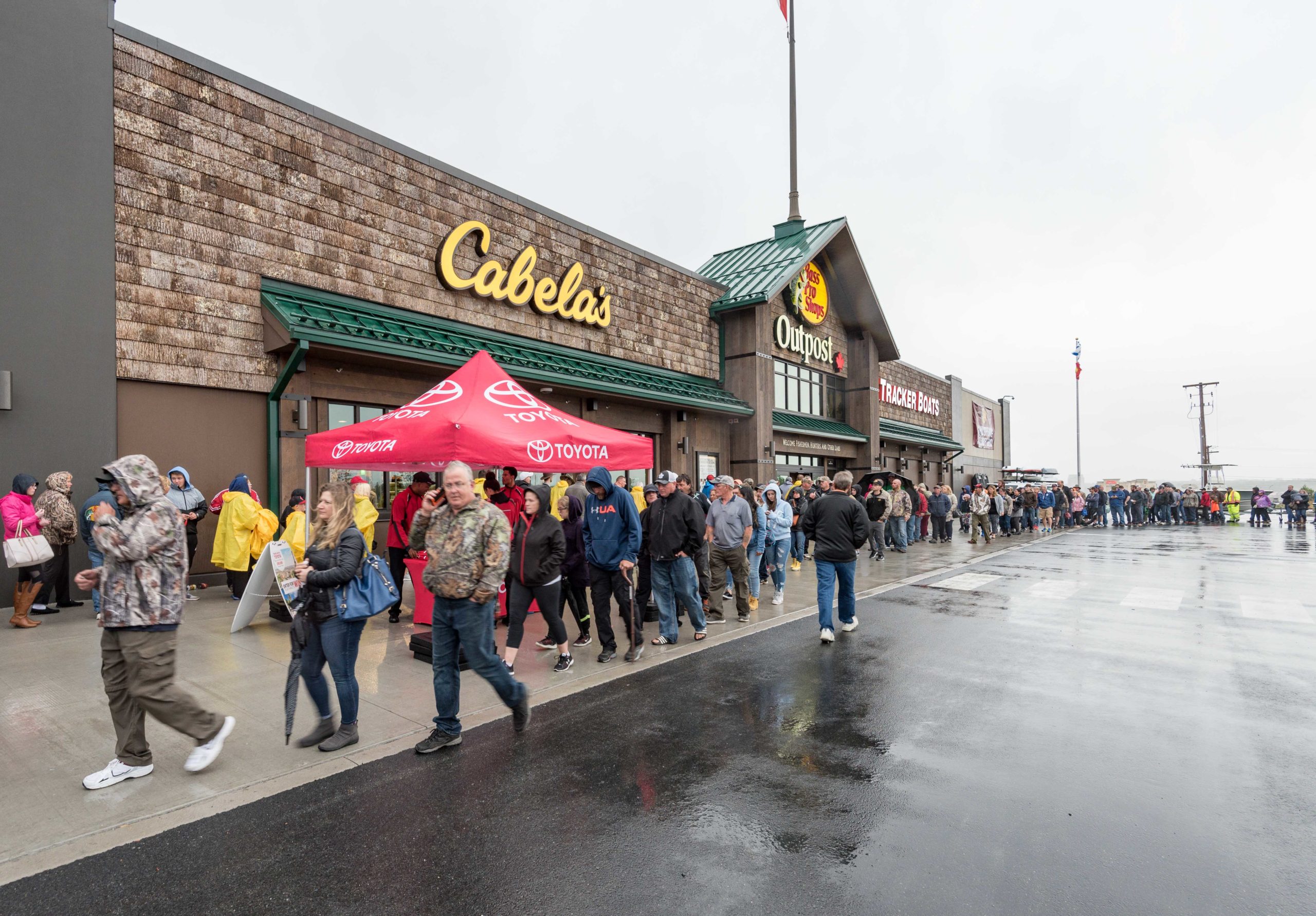 Dartmouth crossing Cabela's and Bass Pro opening day